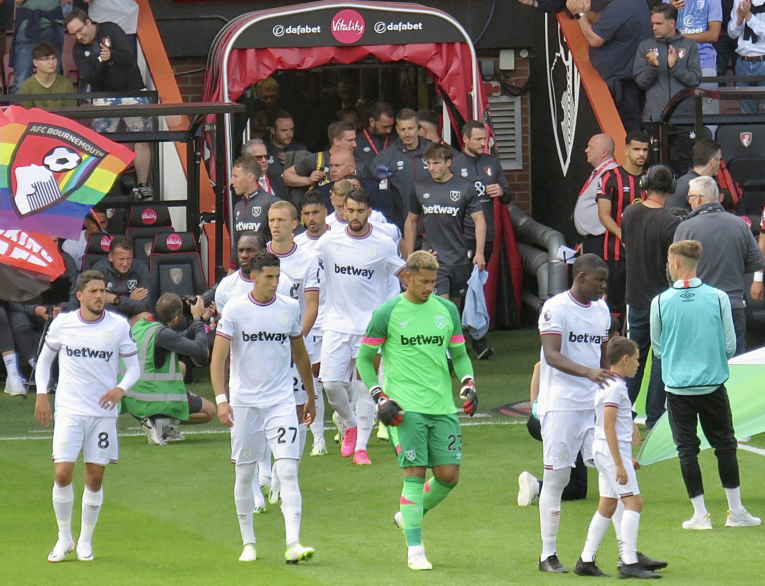 Tin lực lượng Liverpool trước trận Bournemouth tại Premier League